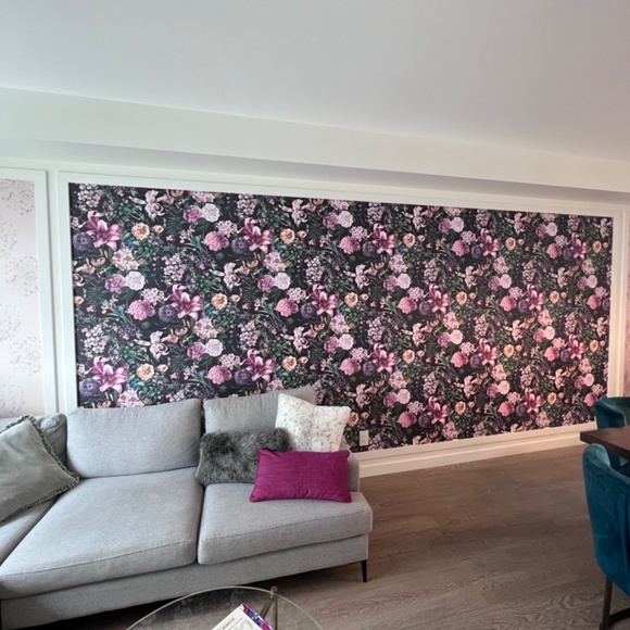 Blush pink floral wallpaper - Picture 3 of 6